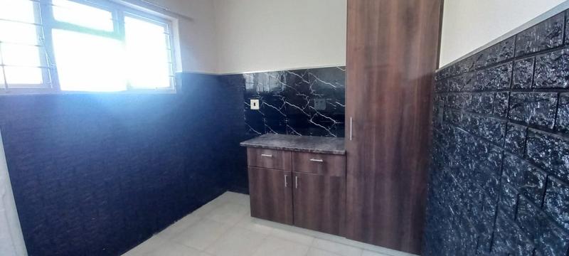 To Let 1 Bedroom Property for Rent in Goodwood Central Western Cape